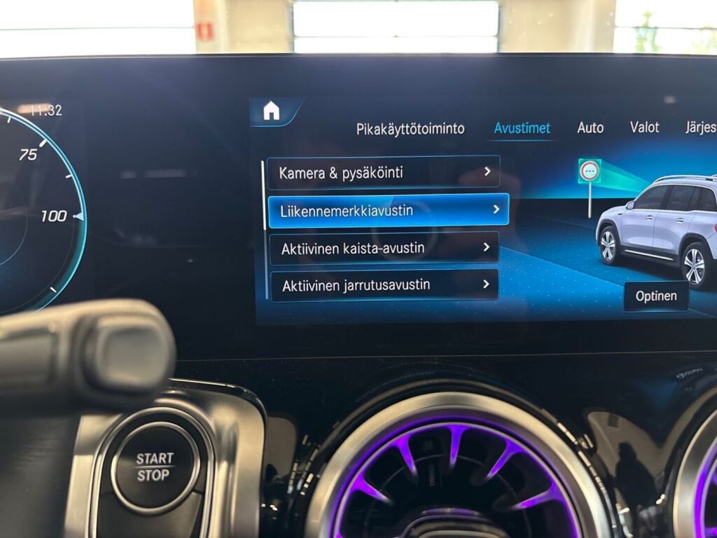 Mercedes-Benz EQB 2023 Musta