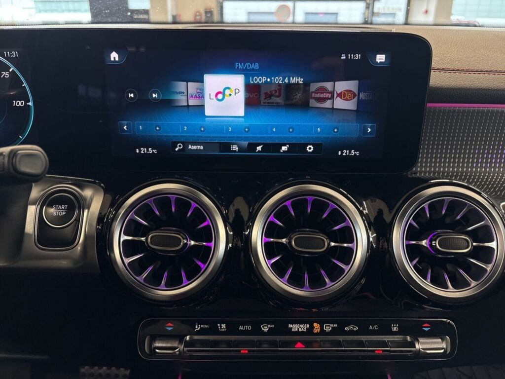 Mercedes-Benz EQB 2023 Musta