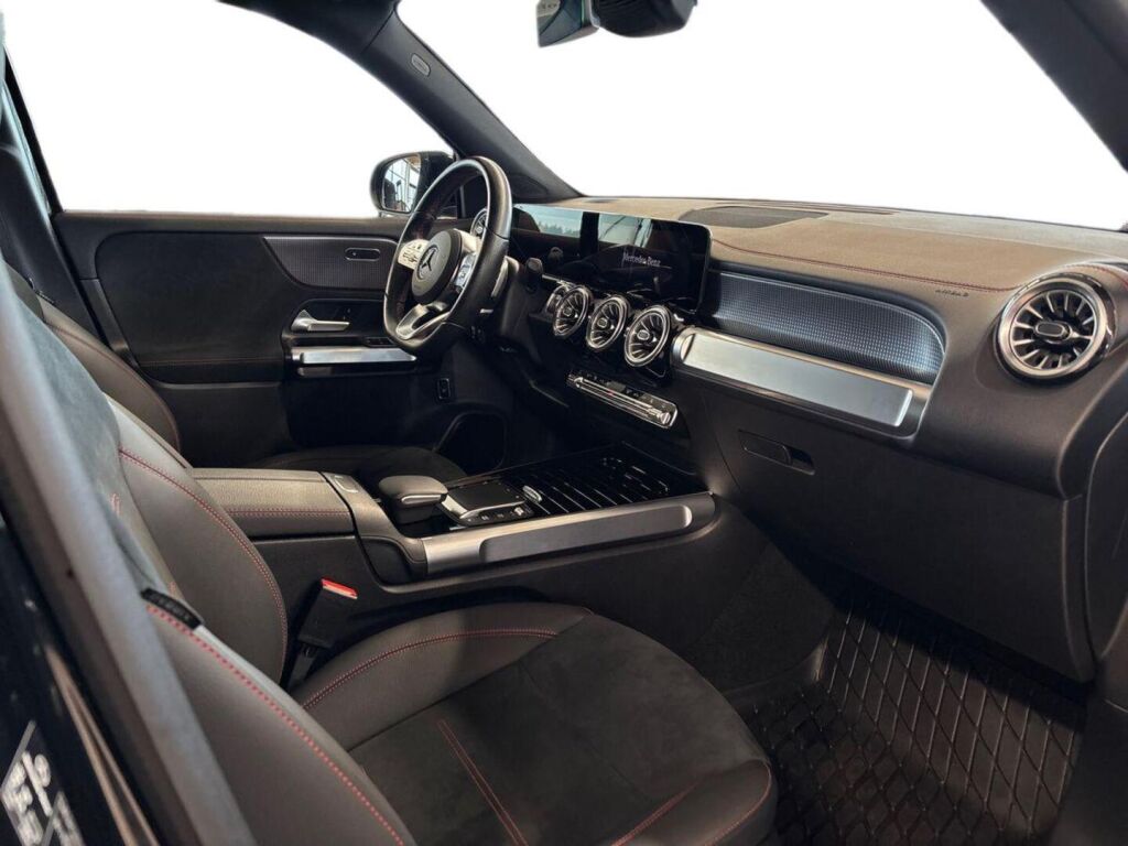 Mercedes-Benz EQB 2023 Musta