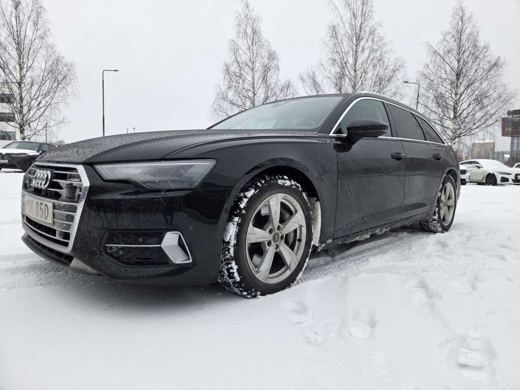 Audi A6 2023 Musta