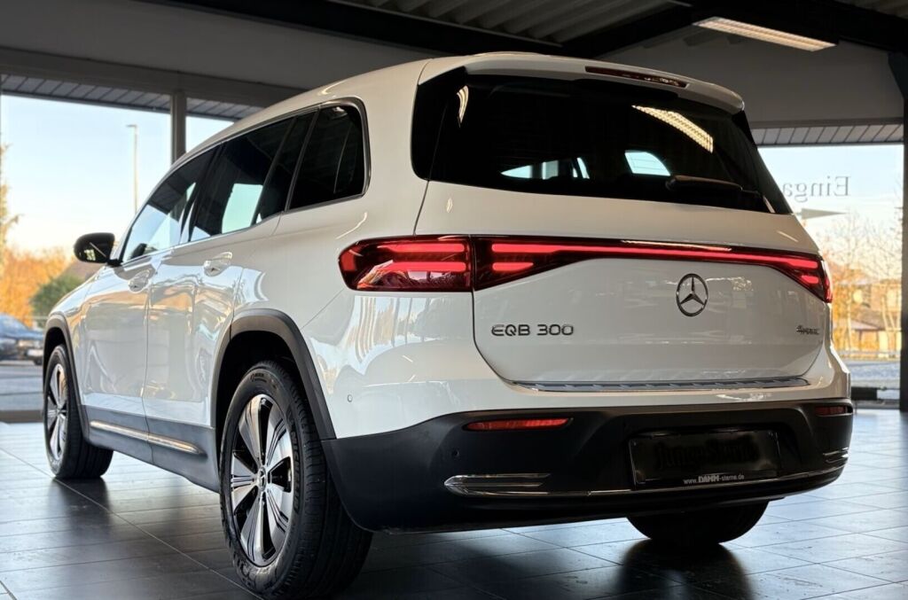 Mercedes-Benz EQB 2024 