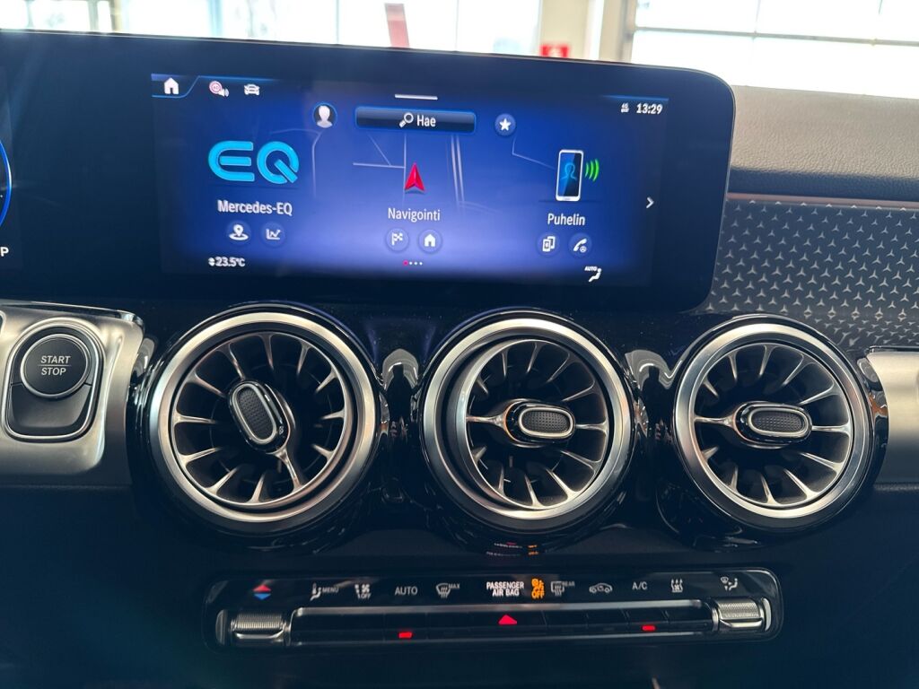 Mercedes-Benz EQB 2024 