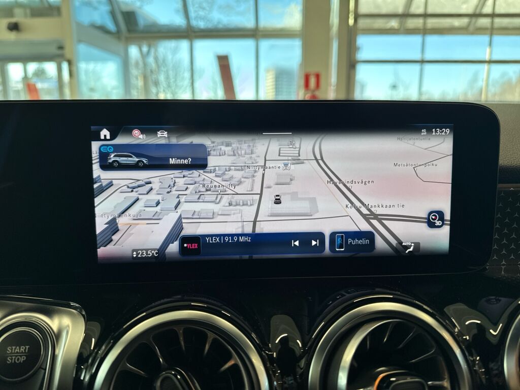 Mercedes-Benz EQB 2024 