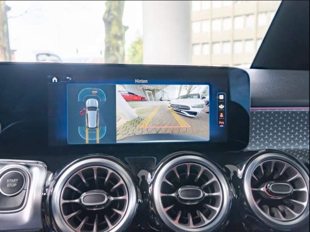 Mercedes-Benz EQB 2024 