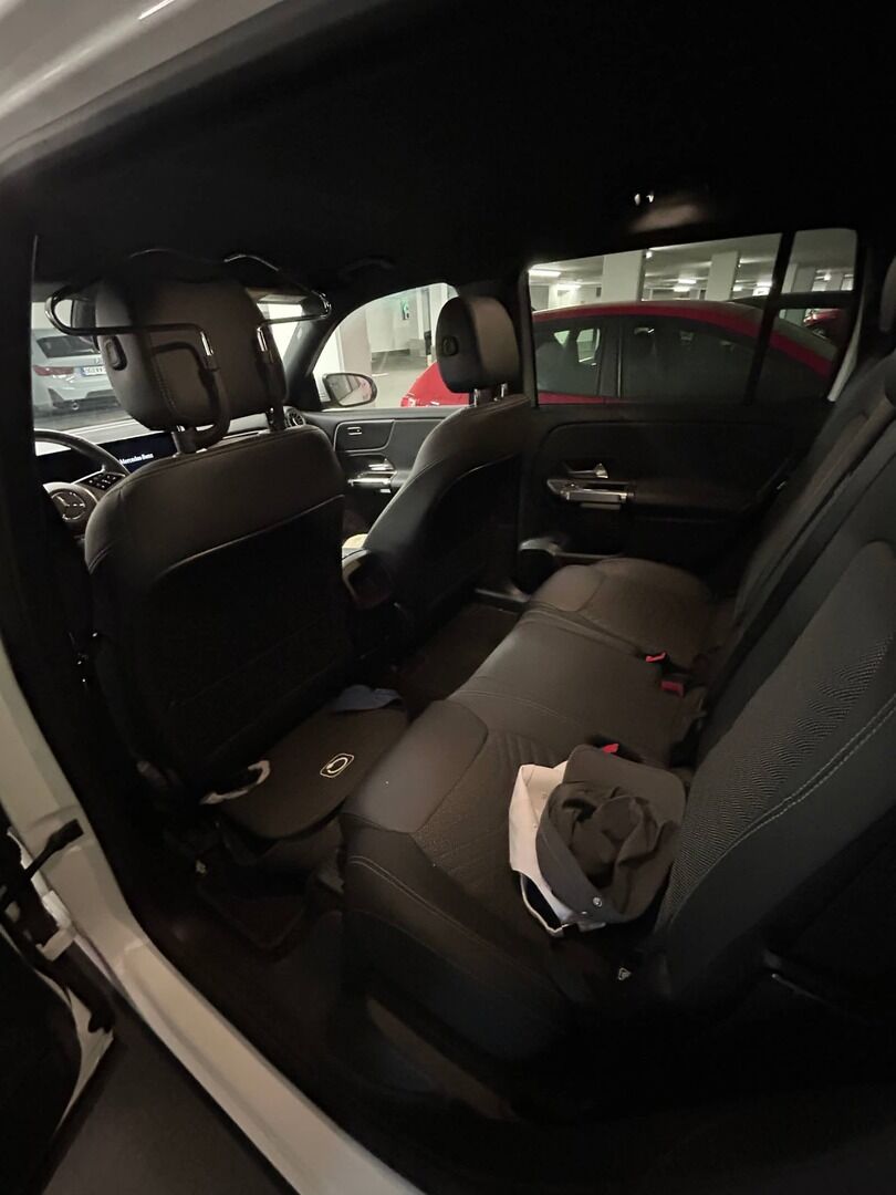 Mercedes-Benz EQB 2024 