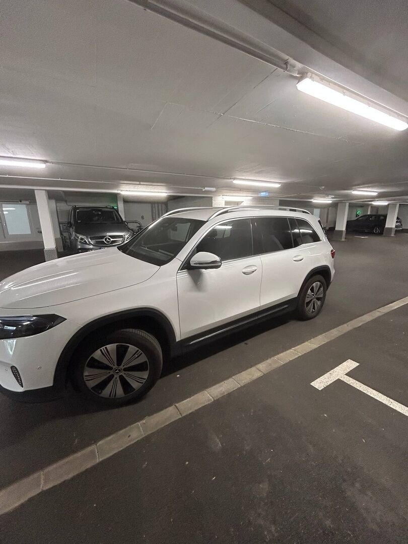Mercedes-Benz EQB 2024 