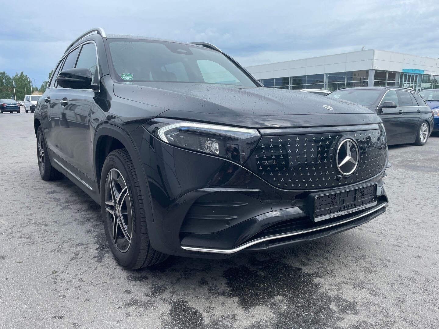 Mercedes-Benz EQB