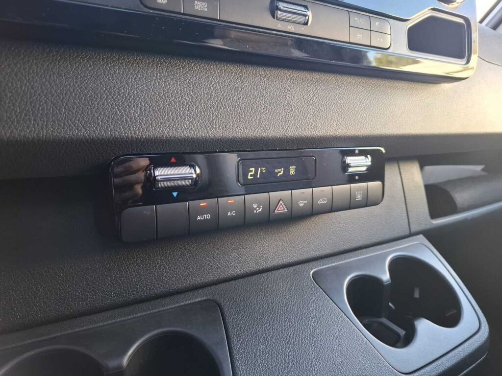 Adria CORAL SUPREME 670 SL 2025 Harmaa