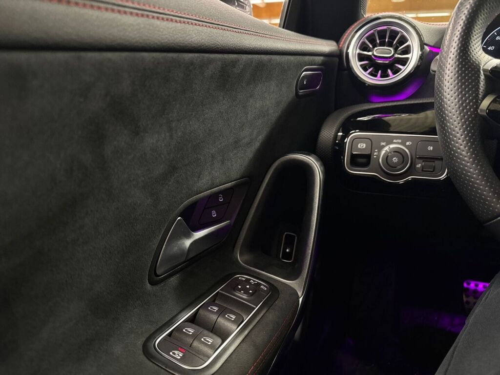 Mercedes-Benz CLA 2025 Harmaa