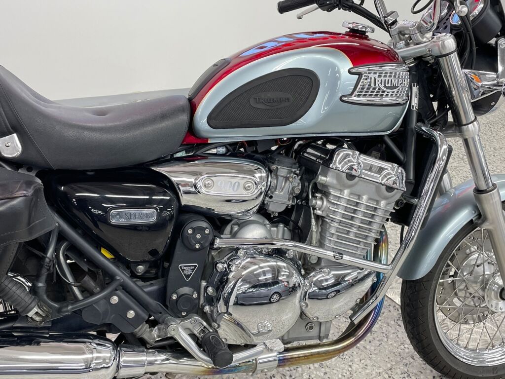 Triumph Thunderbird 2000 Harmaa