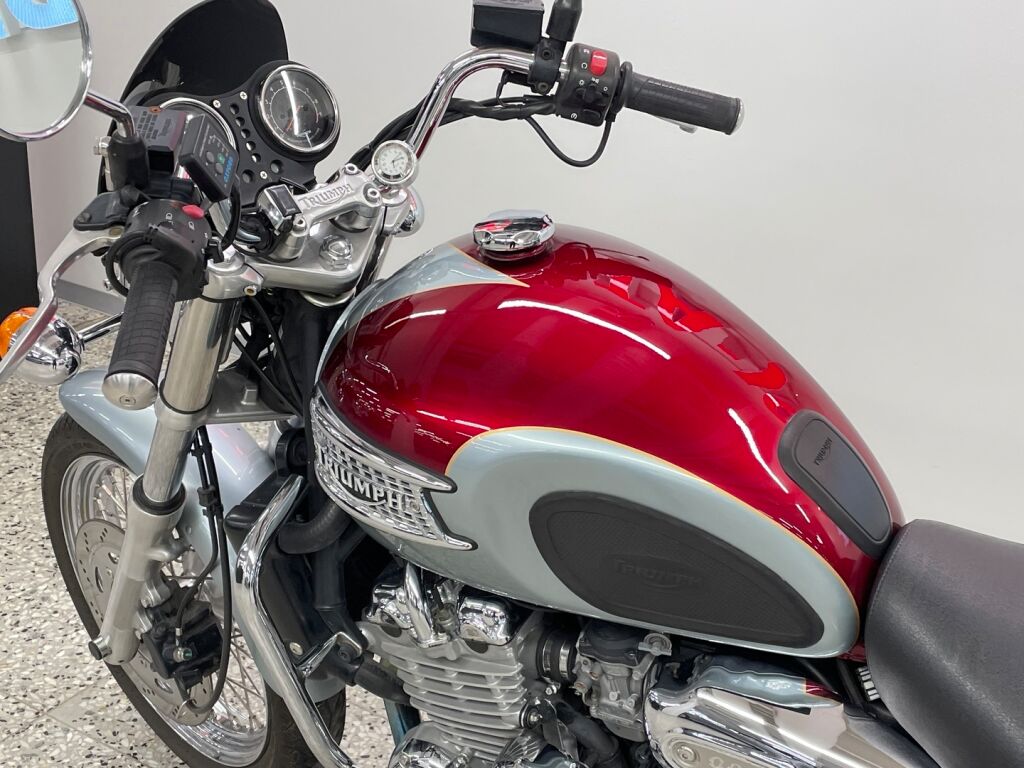 Triumph Thunderbird 2000 Harmaa