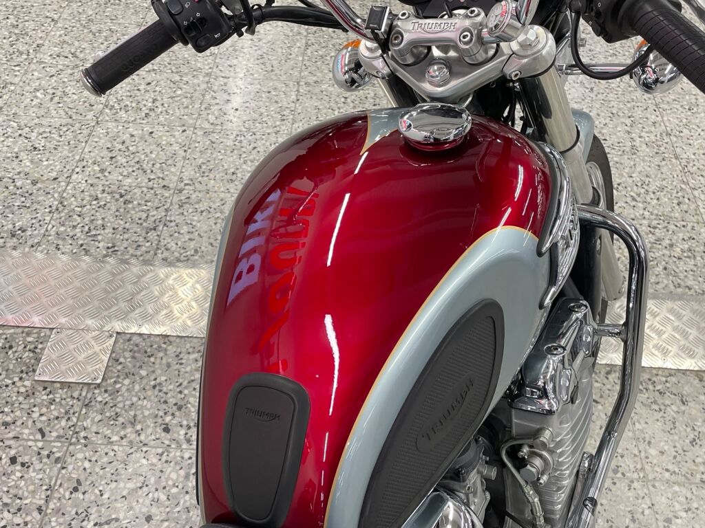 Triumph Thunderbird 2000 Harmaa
