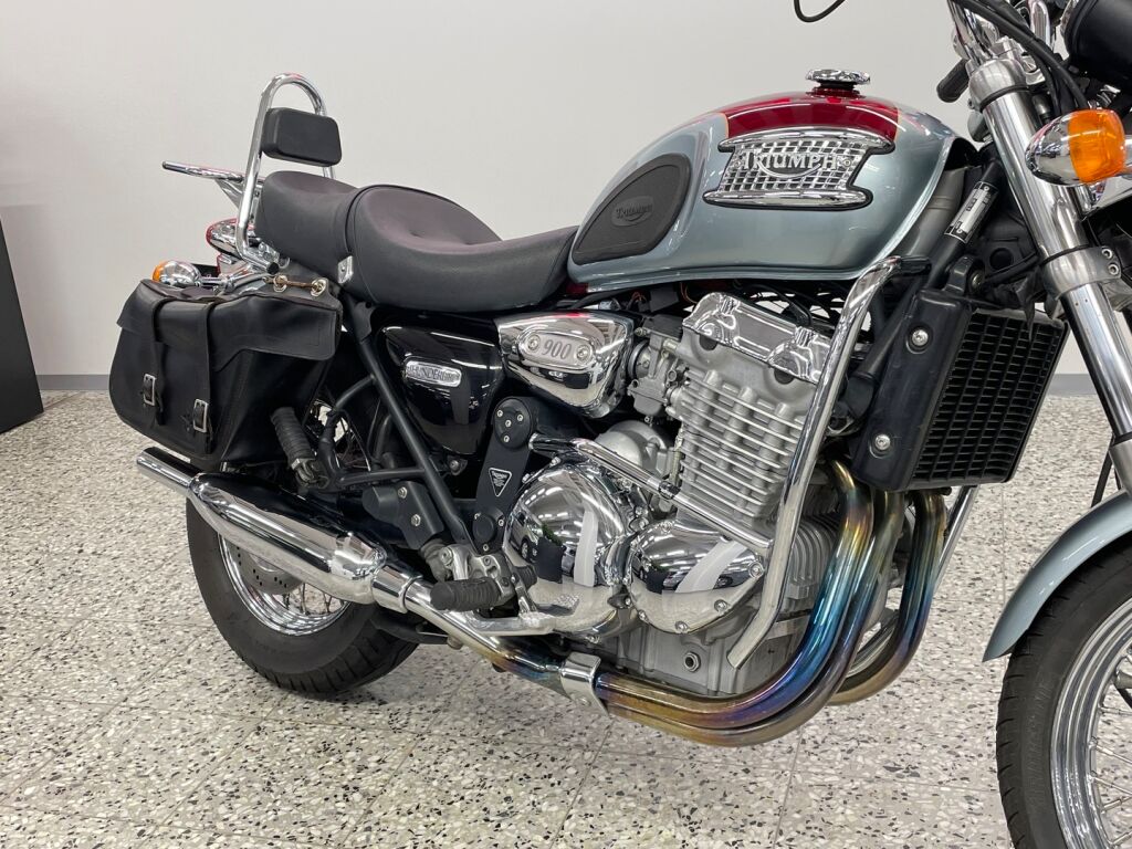 Triumph Thunderbird 2000 Harmaa