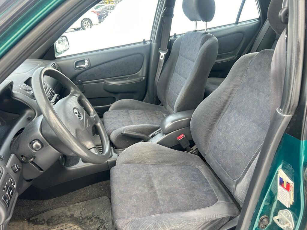 Toyota Corolla 2000 Vihreä