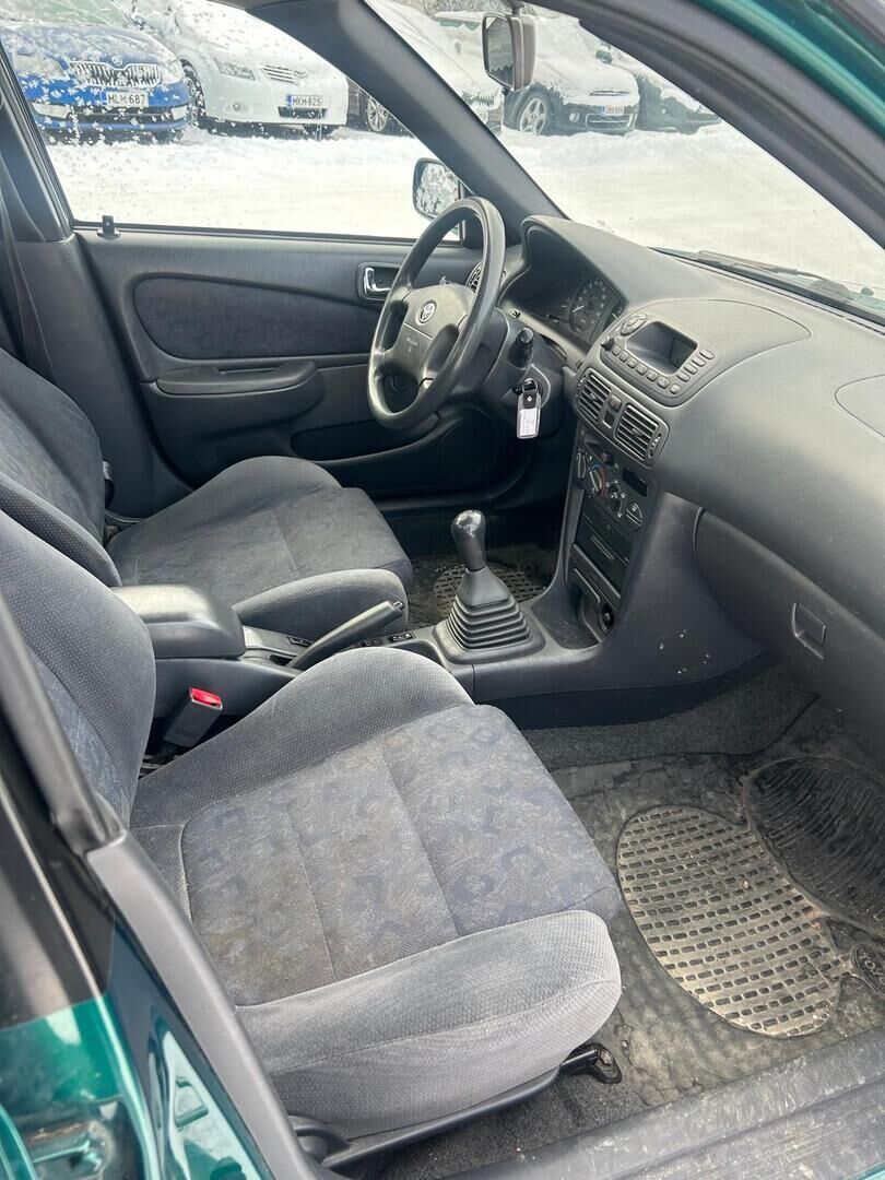 Toyota Corolla 2000 Vihreä
