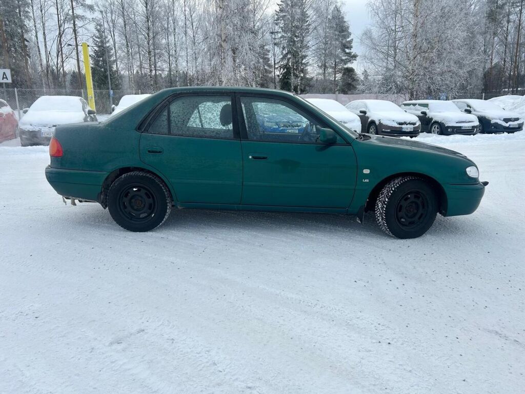 Toyota Corolla 2000 Vihreä