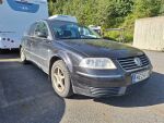 Volkswagen Passat 2002 Musta