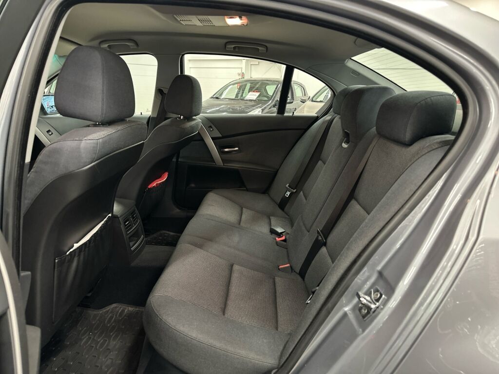 BMW 525 2004 Harmaa
