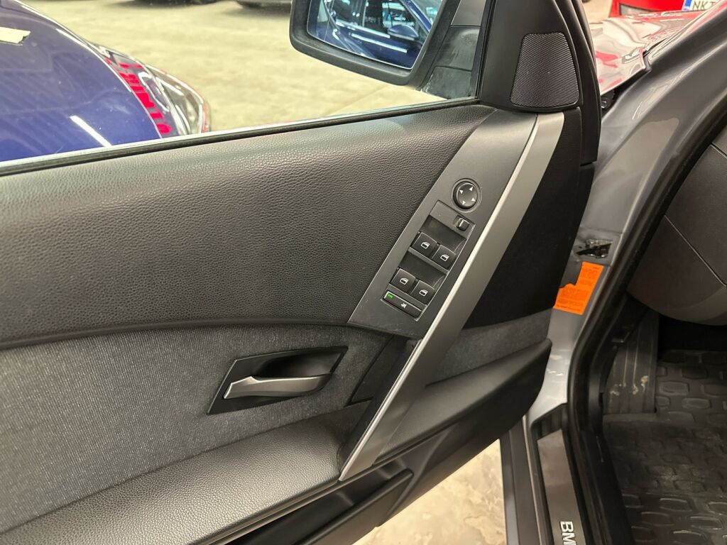 BMW 525 2004 Harmaa
