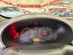 Nissan Micra 2004 Punainen
