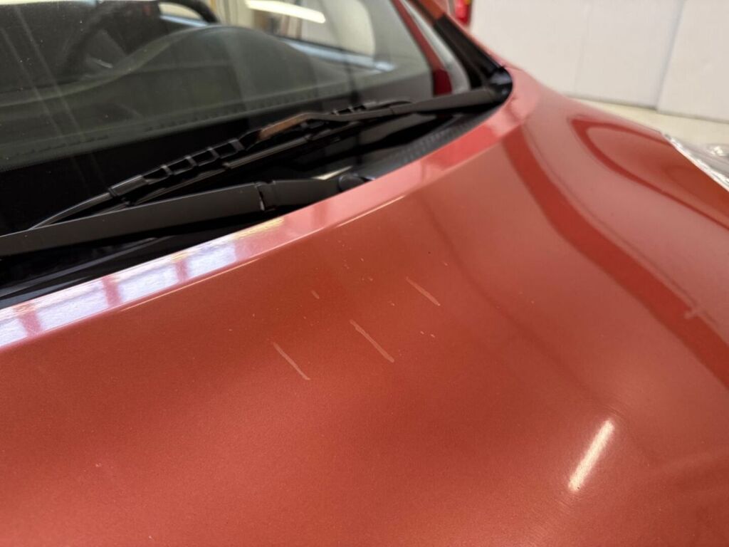 Nissan Micra 2004 Punainen