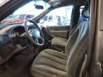Chrysler Voyager 2005 Harmaa