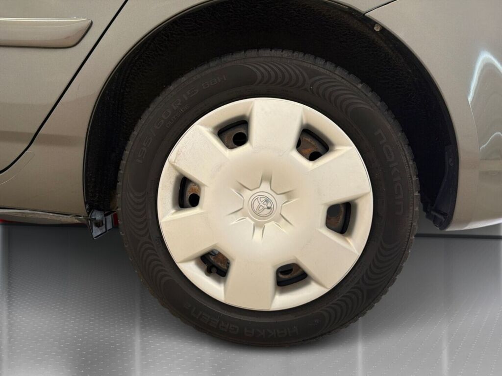 Toyota Corolla 2005 Harmaa