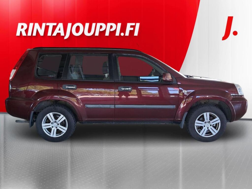 Nissan X-TRAIL 2005 Punainen