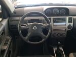Nissan X-TRAIL 2005 Punainen