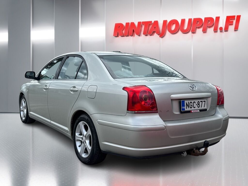 Toyota Avensis 2004 Harmaa