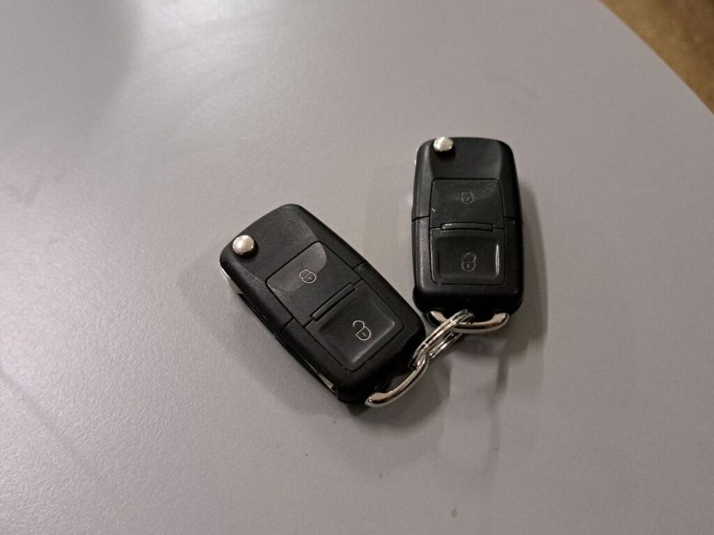 Volkswagen Bora 2005 Sininen