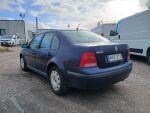 Volkswagen Bora 2005 Sininen