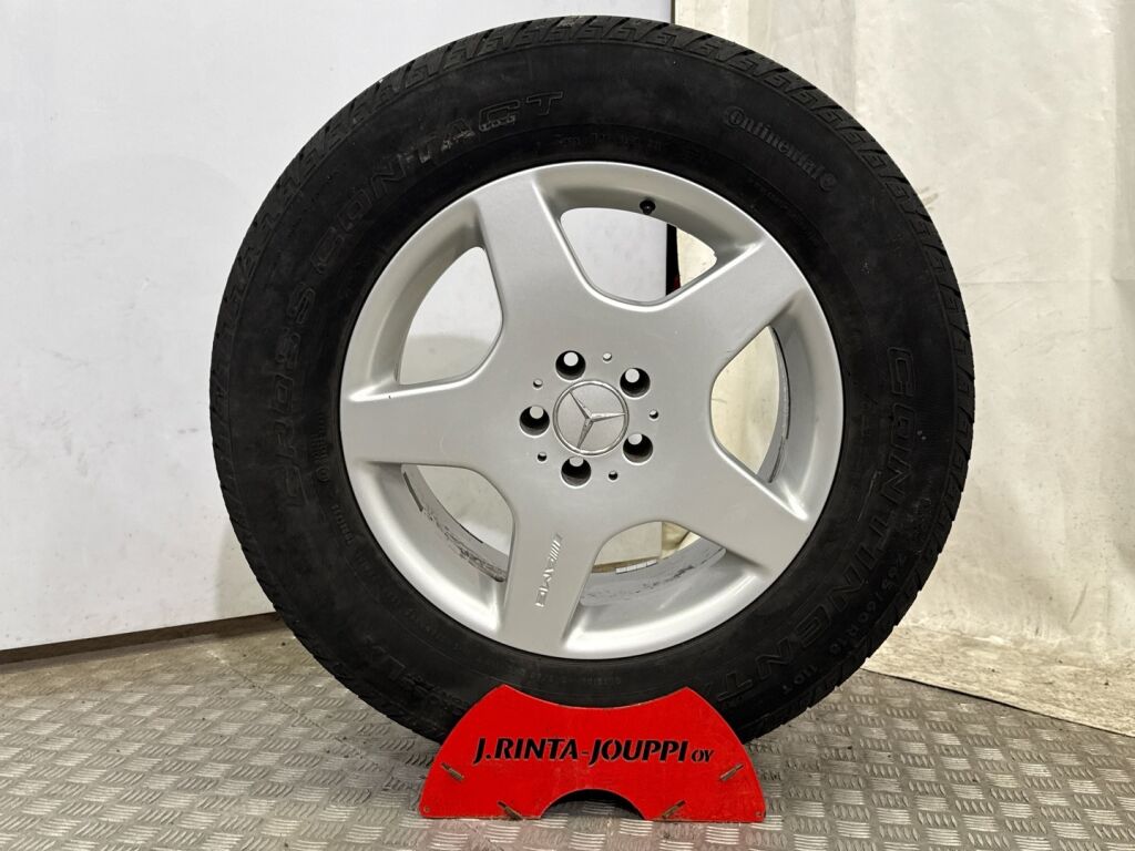 Mercedes-Benz ML 2002 Harmaa