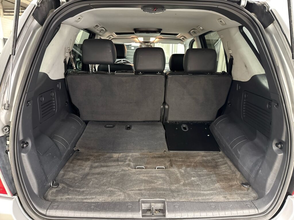 Mercedes-Benz ML 2002 Harmaa