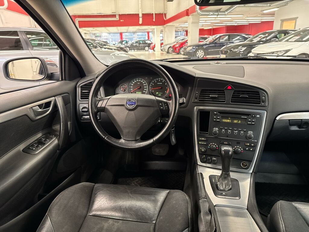 Volvo S60 2005 Musta