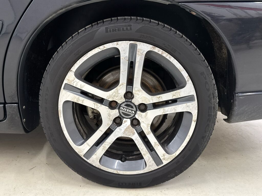 Volvo S60 2005 Musta