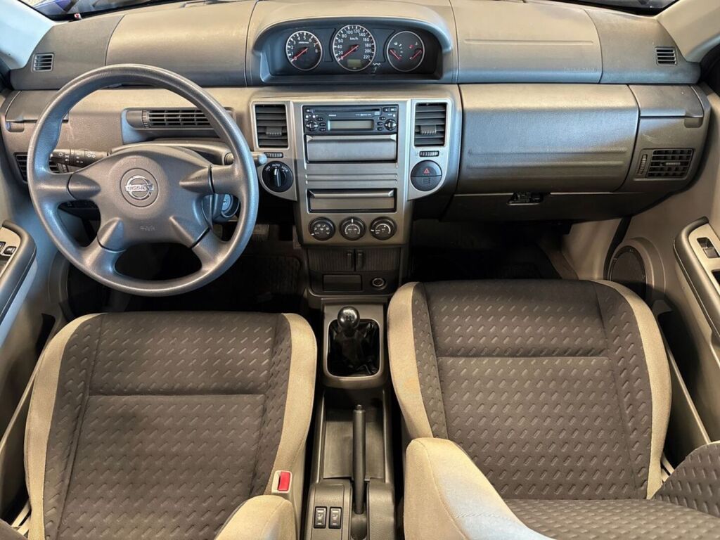 Nissan X-TRAIL 2005 Sininen