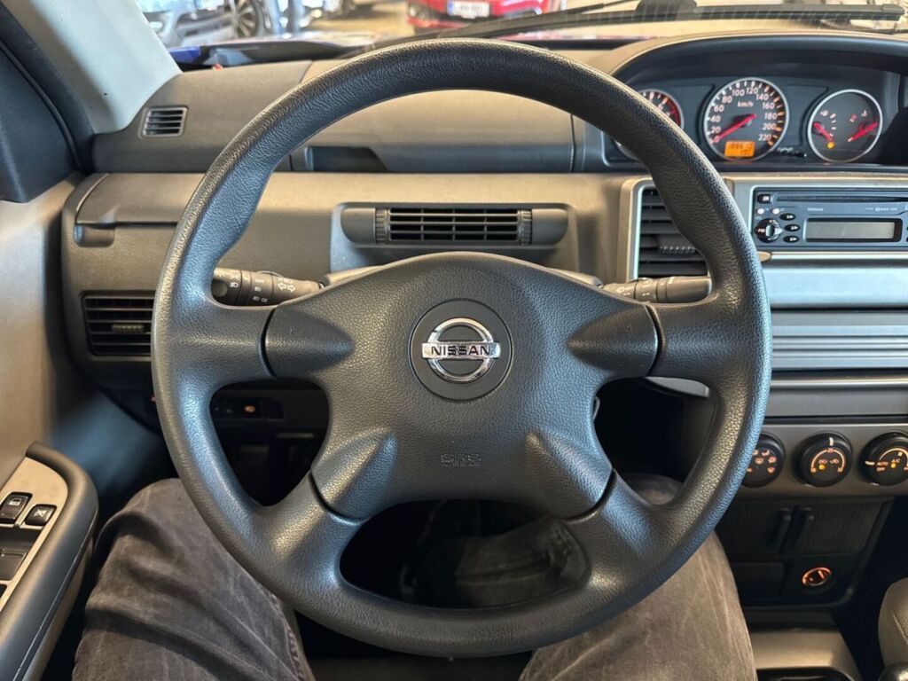 Nissan X-TRAIL 2005 Sininen