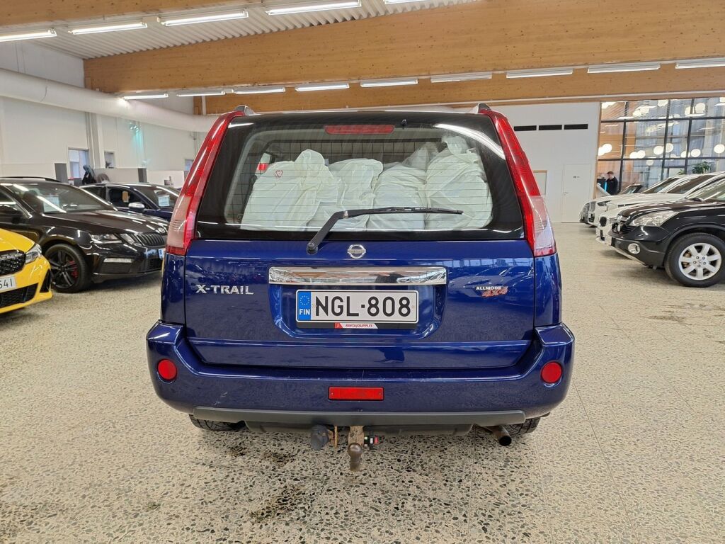 Nissan X-TRAIL 2005 Sininen