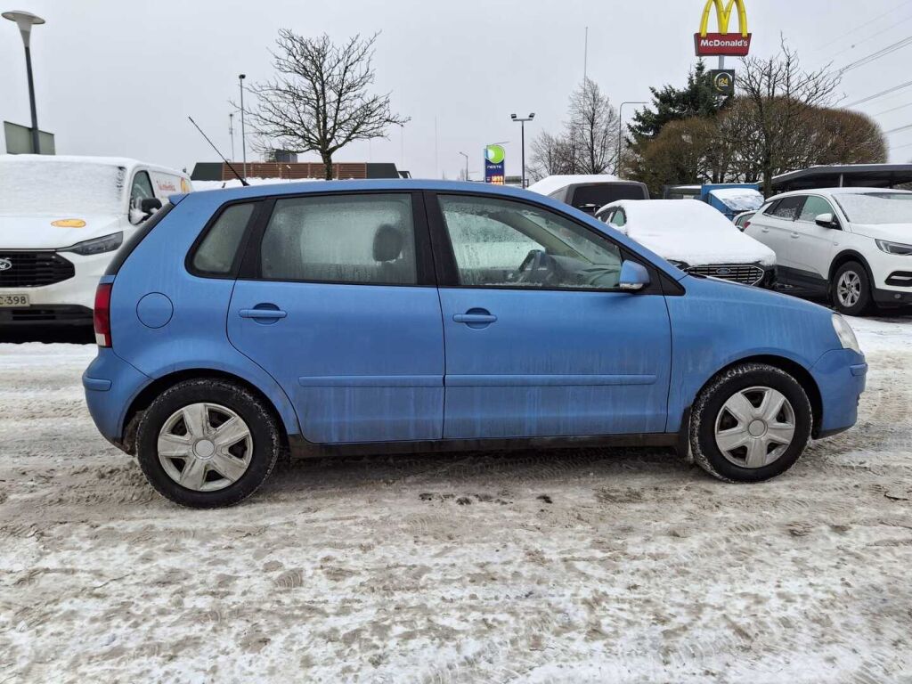 Volkswagen Polo 2005 Sininen