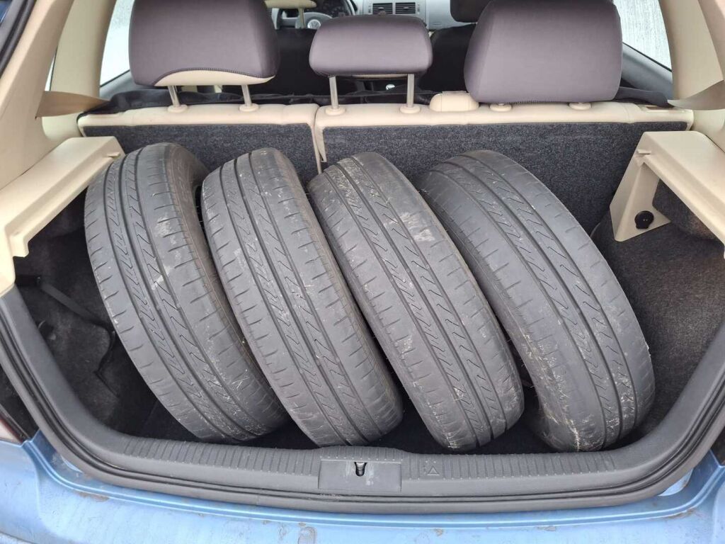 Volkswagen Polo 2005 Sininen