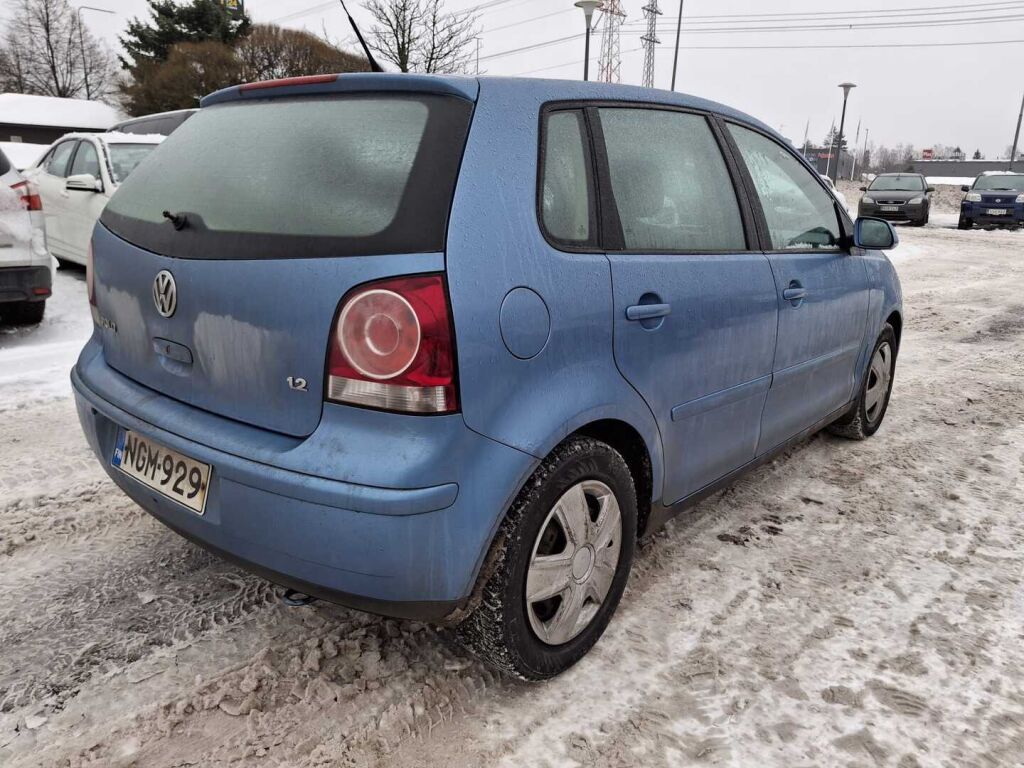 Volkswagen Polo 2005 Sininen