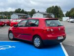 Volkswagen Golf 2005 Punainen