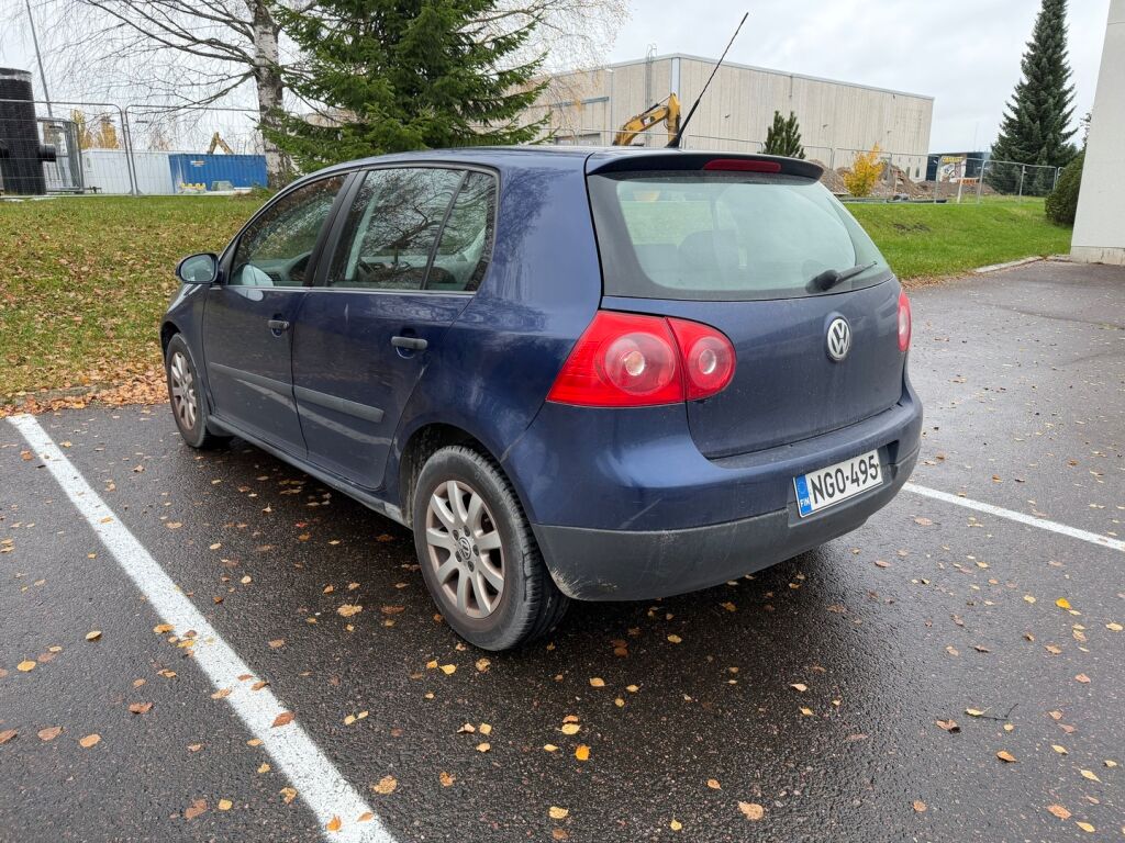 Volkswagen Golf 2006 Sininen