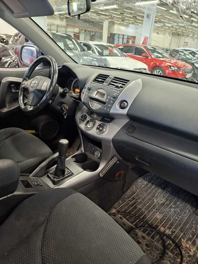 Toyota RAV4 2006 Hopea