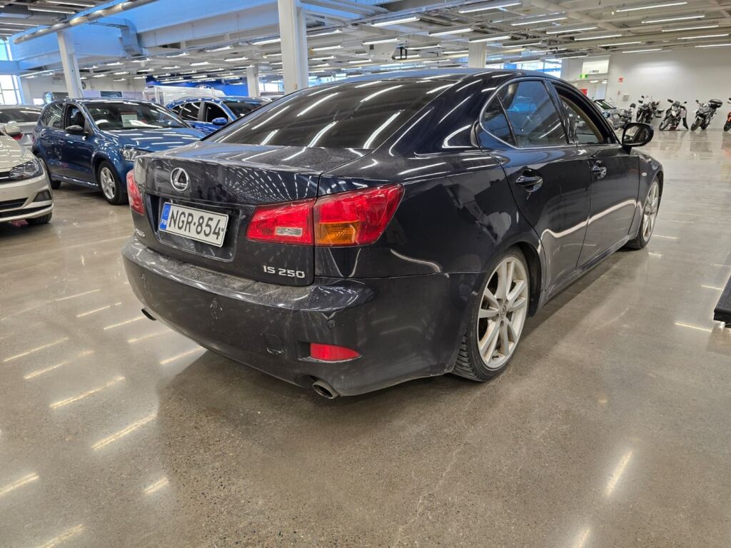 Lexus IS 2006 Sininen
