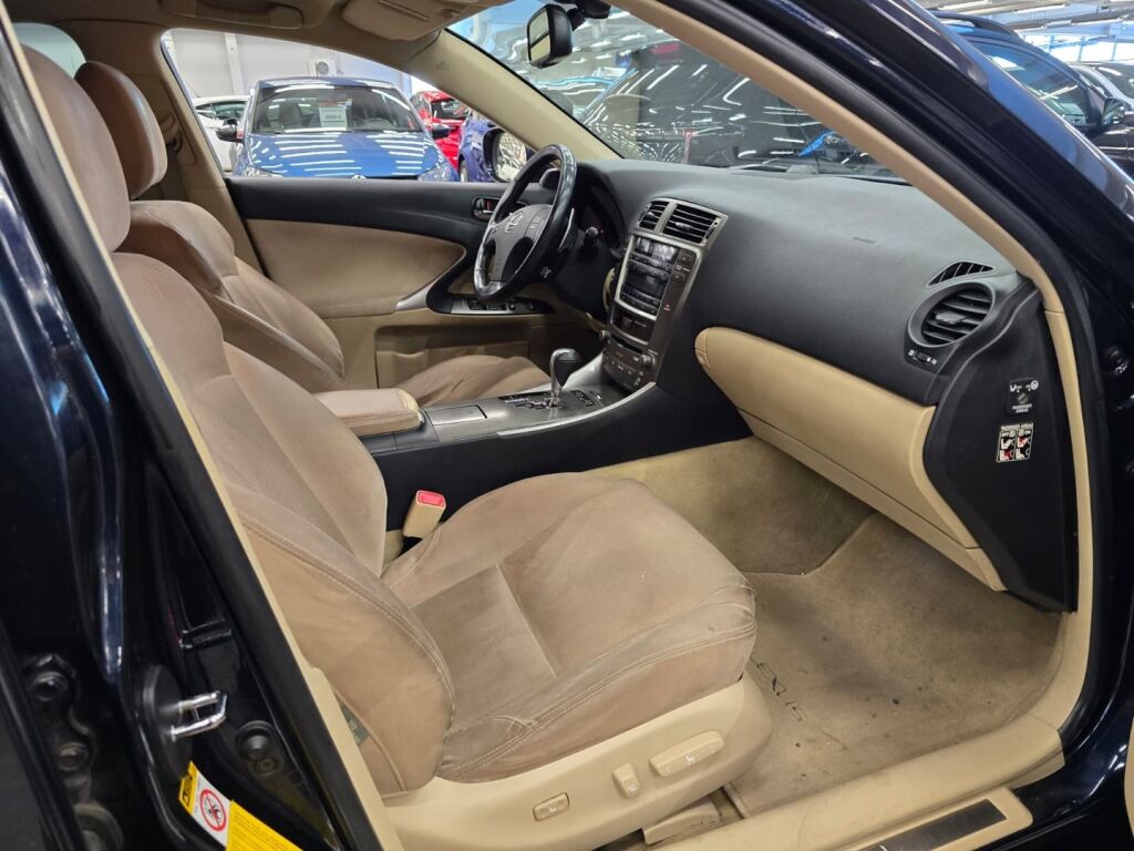 Lexus IS 2006 Sininen