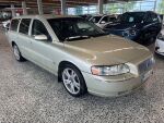 Volvo V70 2006 Keltainen