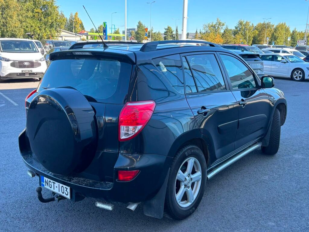 Toyota RAV4 2006 Musta