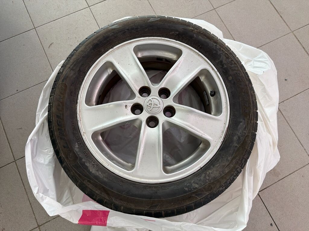 Toyota Avensis 2006 Hopea